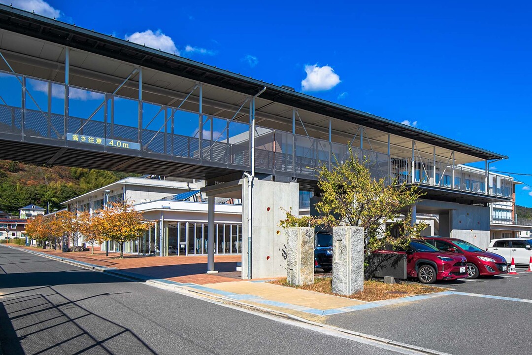 大野西小学校／徒歩14分